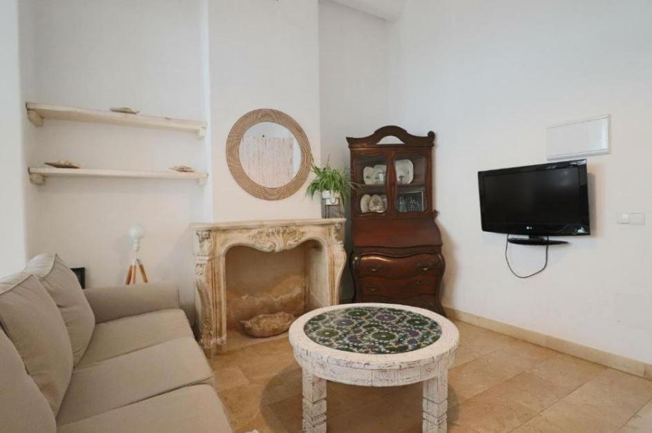 Apartamentos Castillo Quince Картая Екстериор снимка